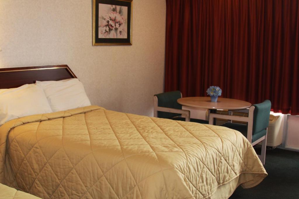 Relax Inn And Suites Hope Екстер'єр фото